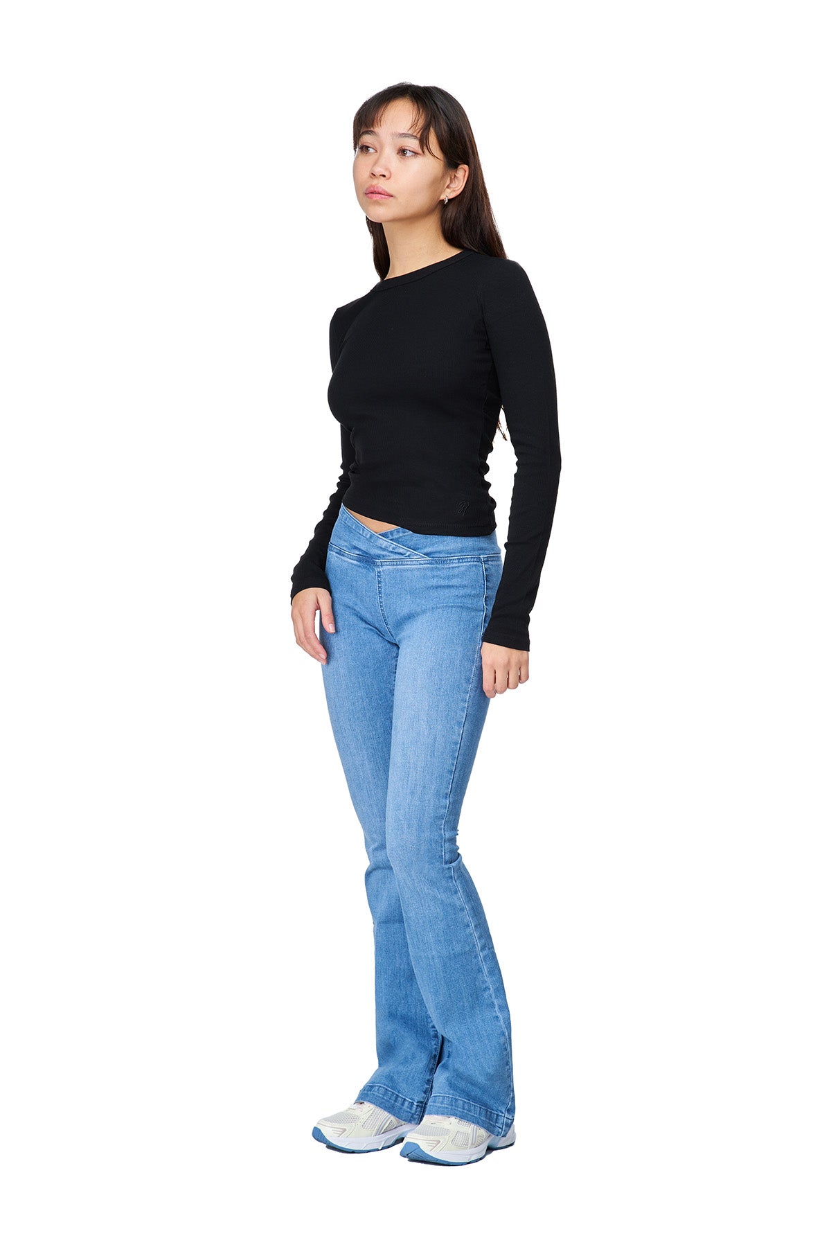 Minna - Long Sleeve Crew Neck Crop Top