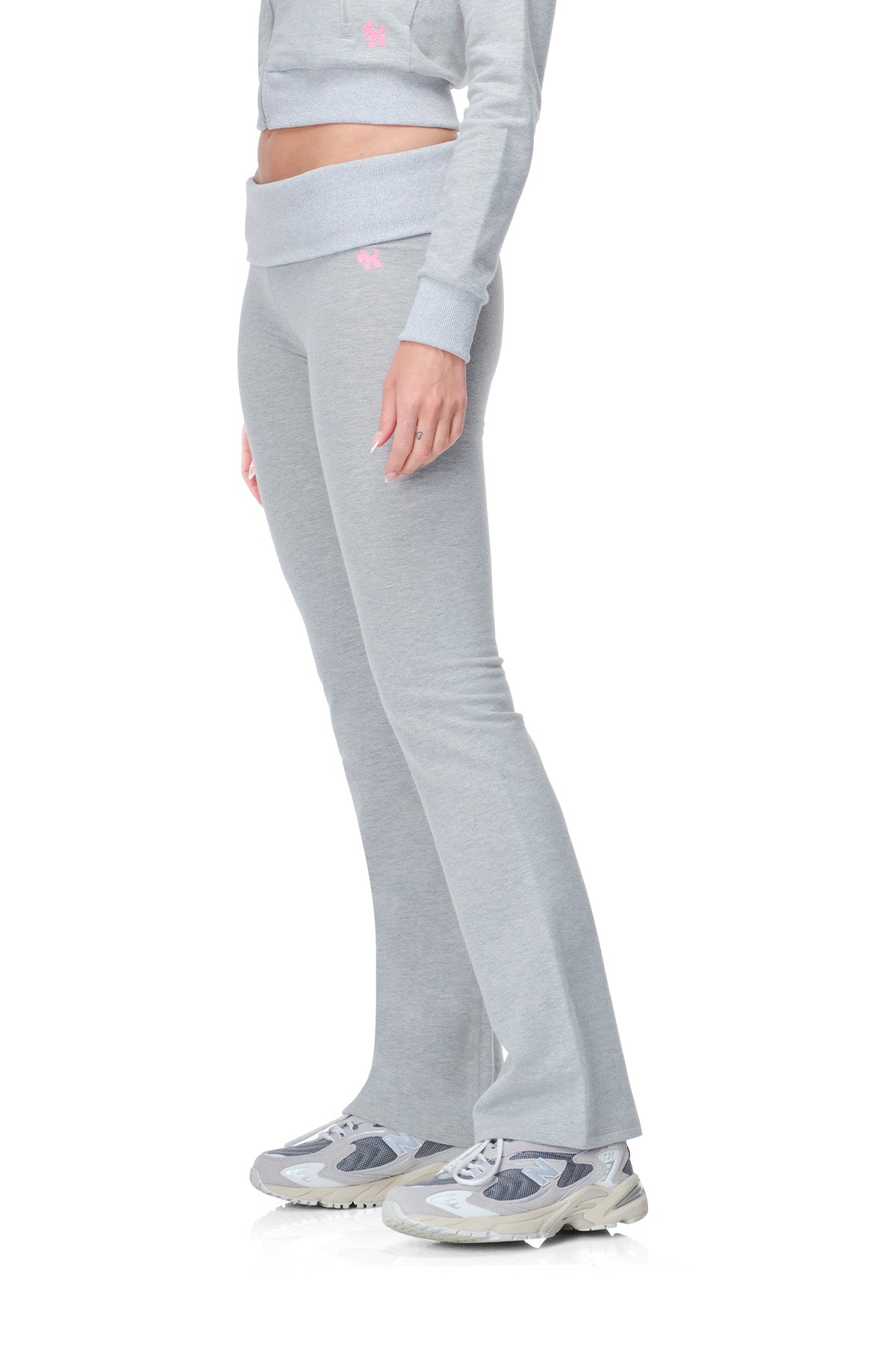 Remi - Fitted Turnover Flare Pant