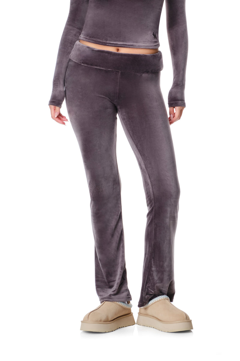 Wendy - Fitted Velour Pants
