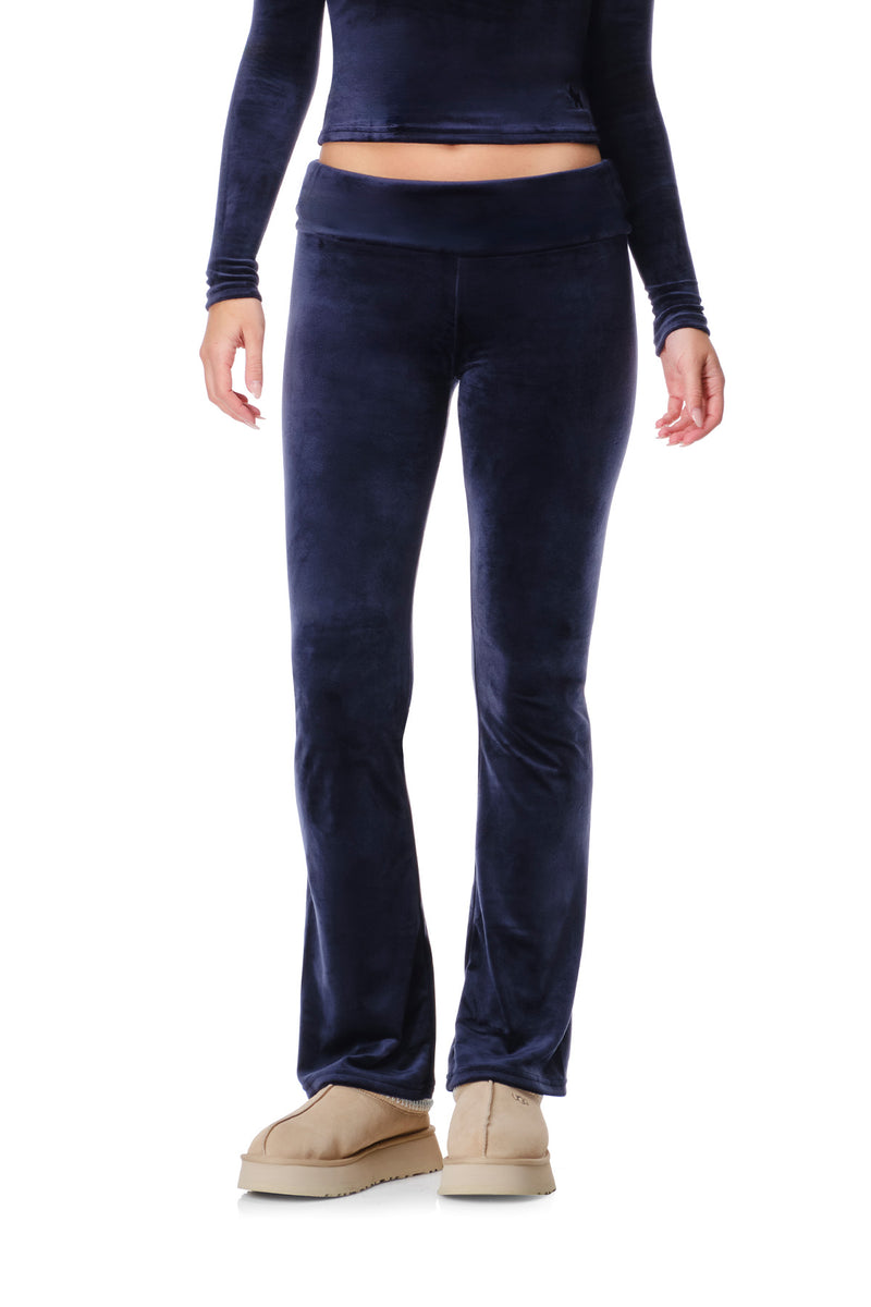 Wendy - Fitted Velour Pants