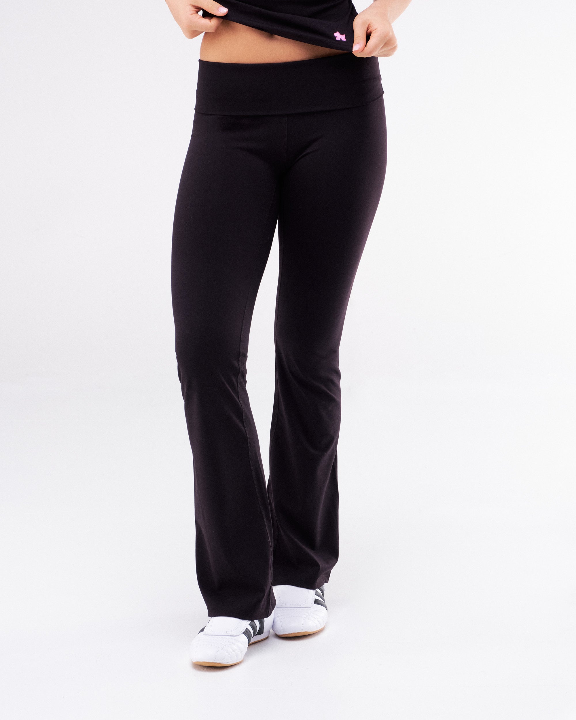 Ollie - Fitted Wide-Leg Pants with Fold-over Waistband