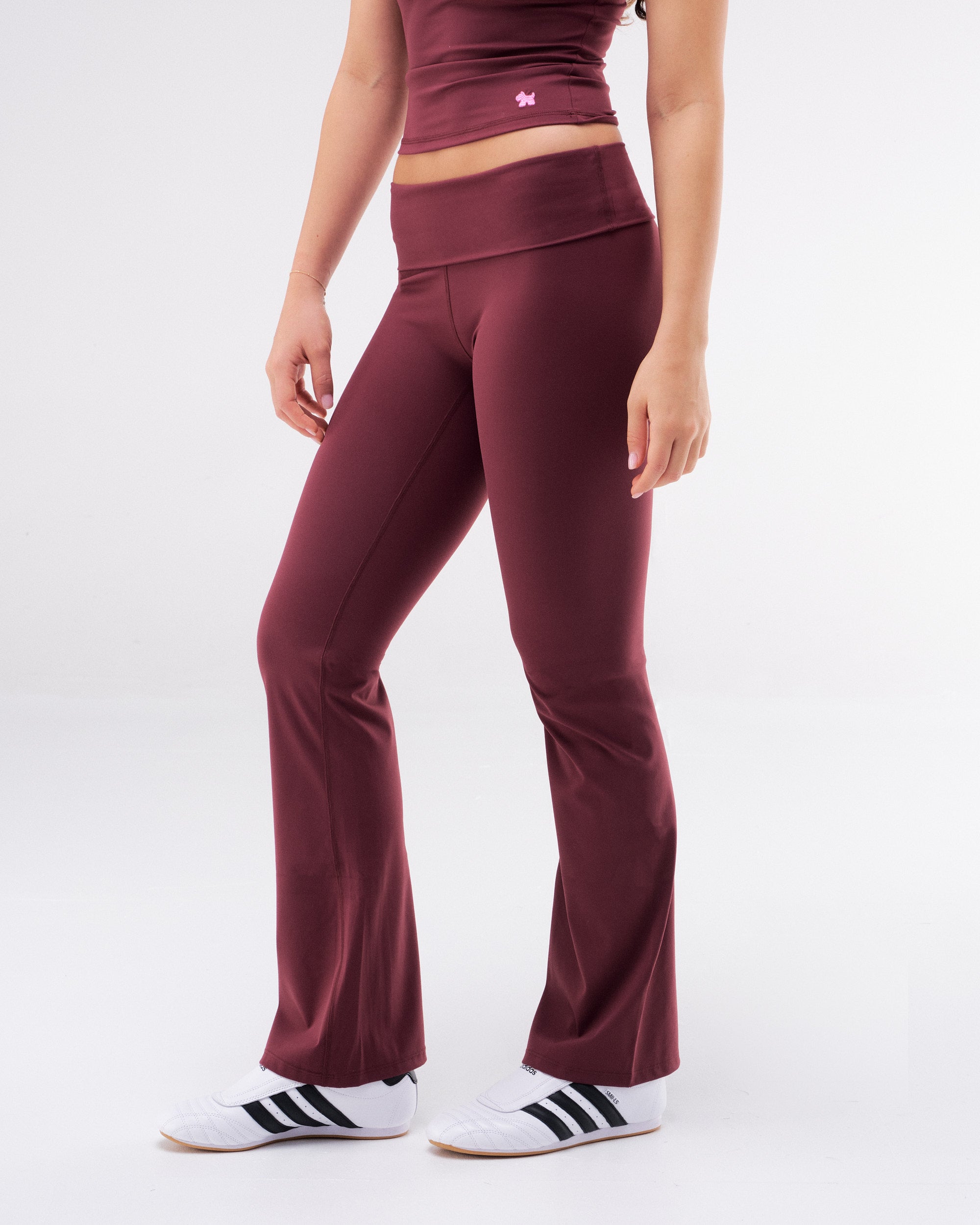 Ollie - Fitted Wide-Leg Pants with Fold-over Waistband