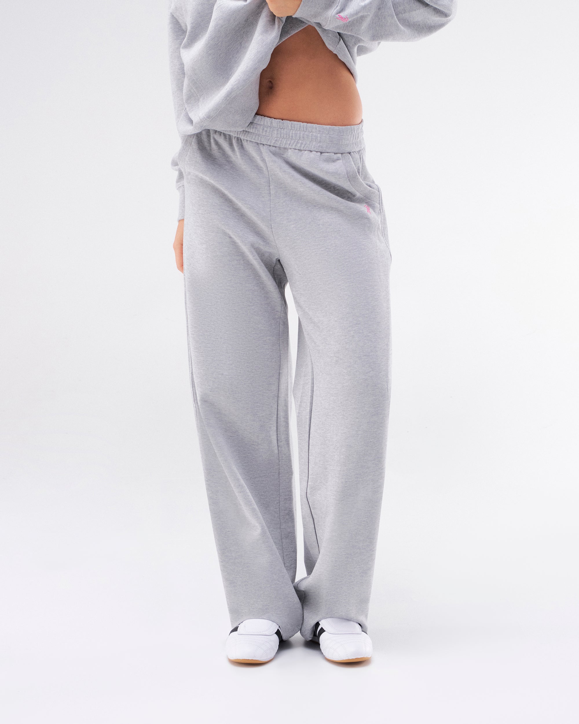 Olo - Oversized Barrel Pants