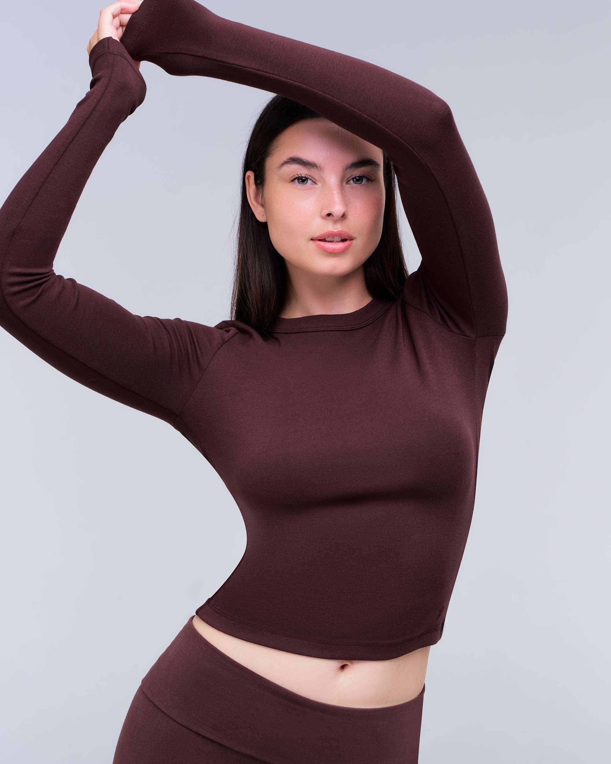 Alexa - Fitted Crew Neck Long Sleeve Top