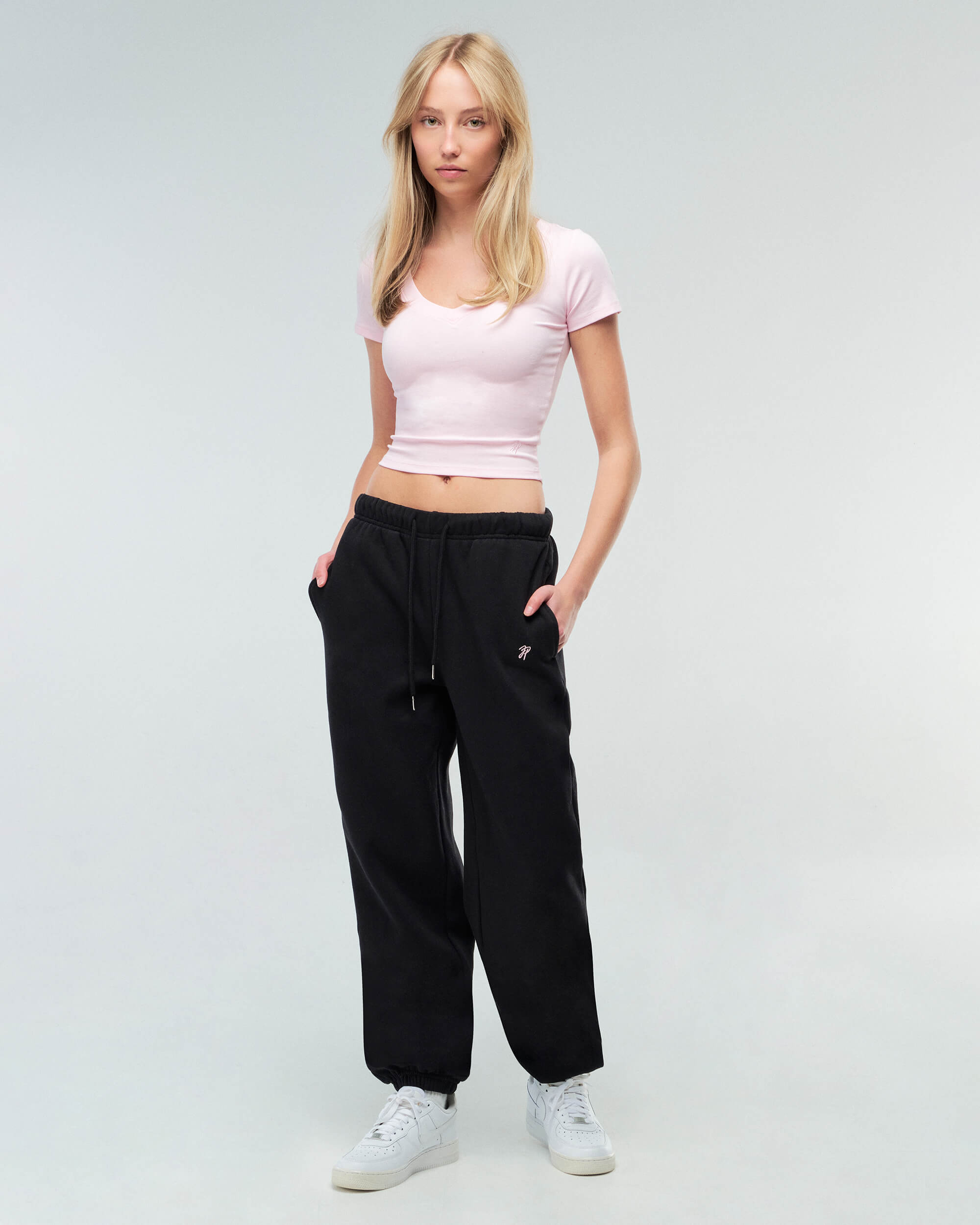 Philly - Relaxed Sweatpant with Logo