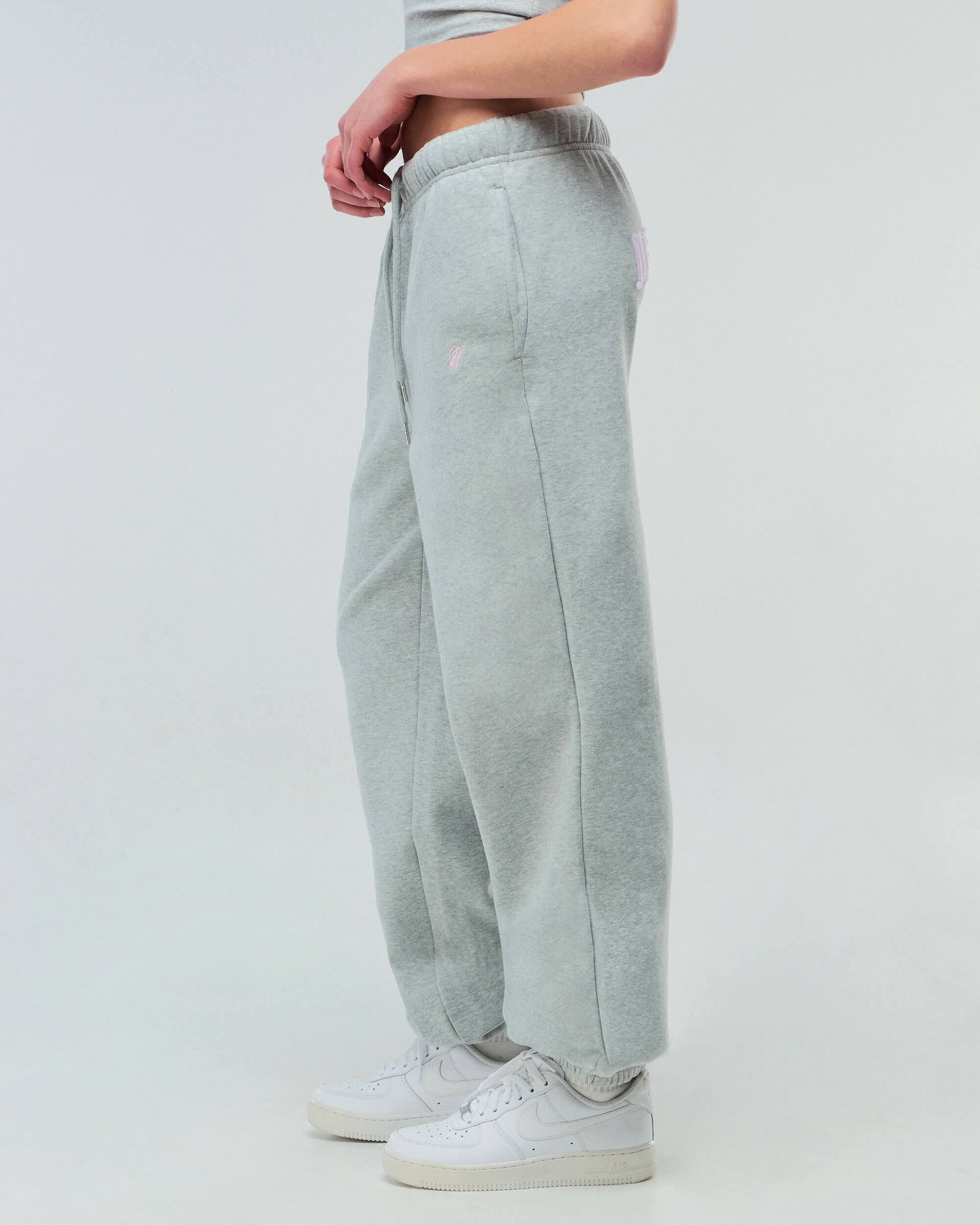 Philly - Relaxed Sweatpant with Logo