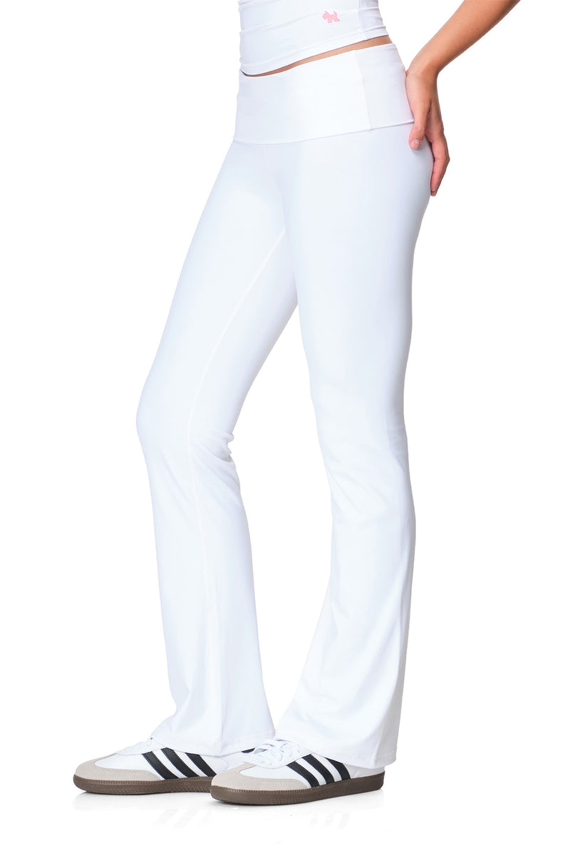Andy – Pantalon évasé ajusté à taille à revers