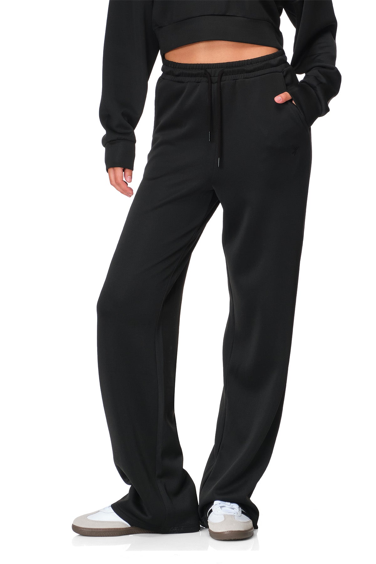 Presley - Semi-Fitted Wide-Leg Pants