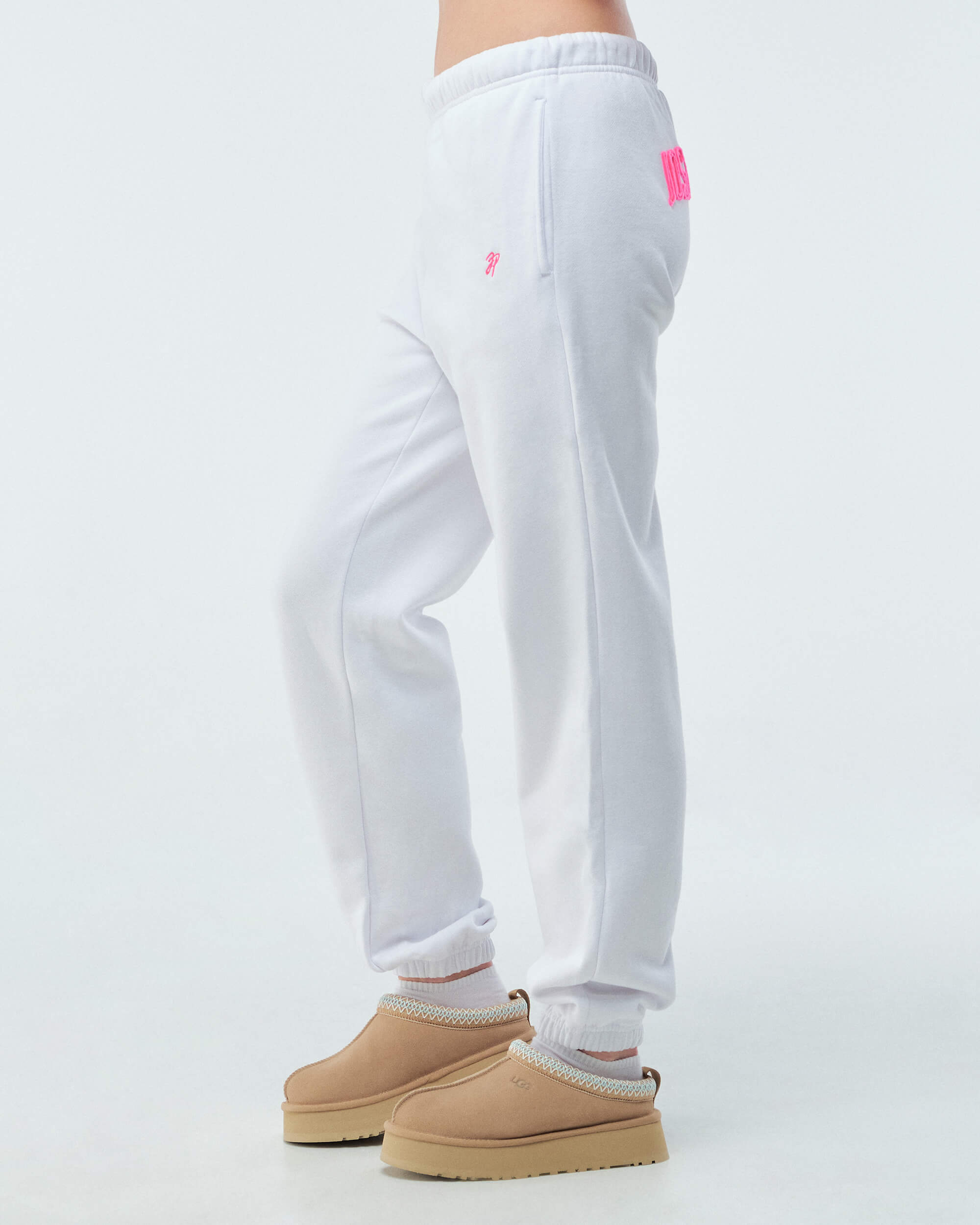 Philly - Relaxed Sweatpant with Logo