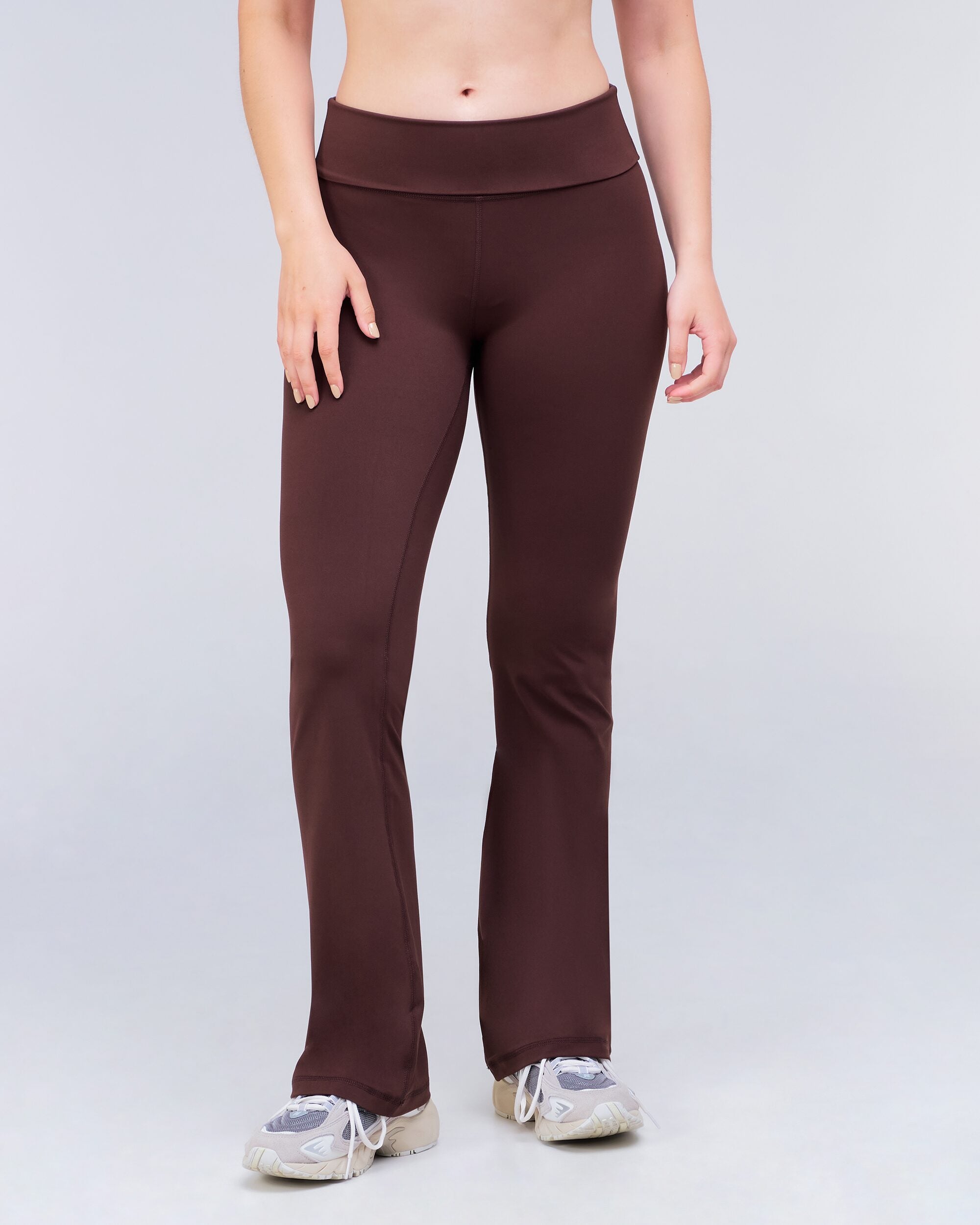 Andy Fitted Turnover Flare Pant in Auburn - front