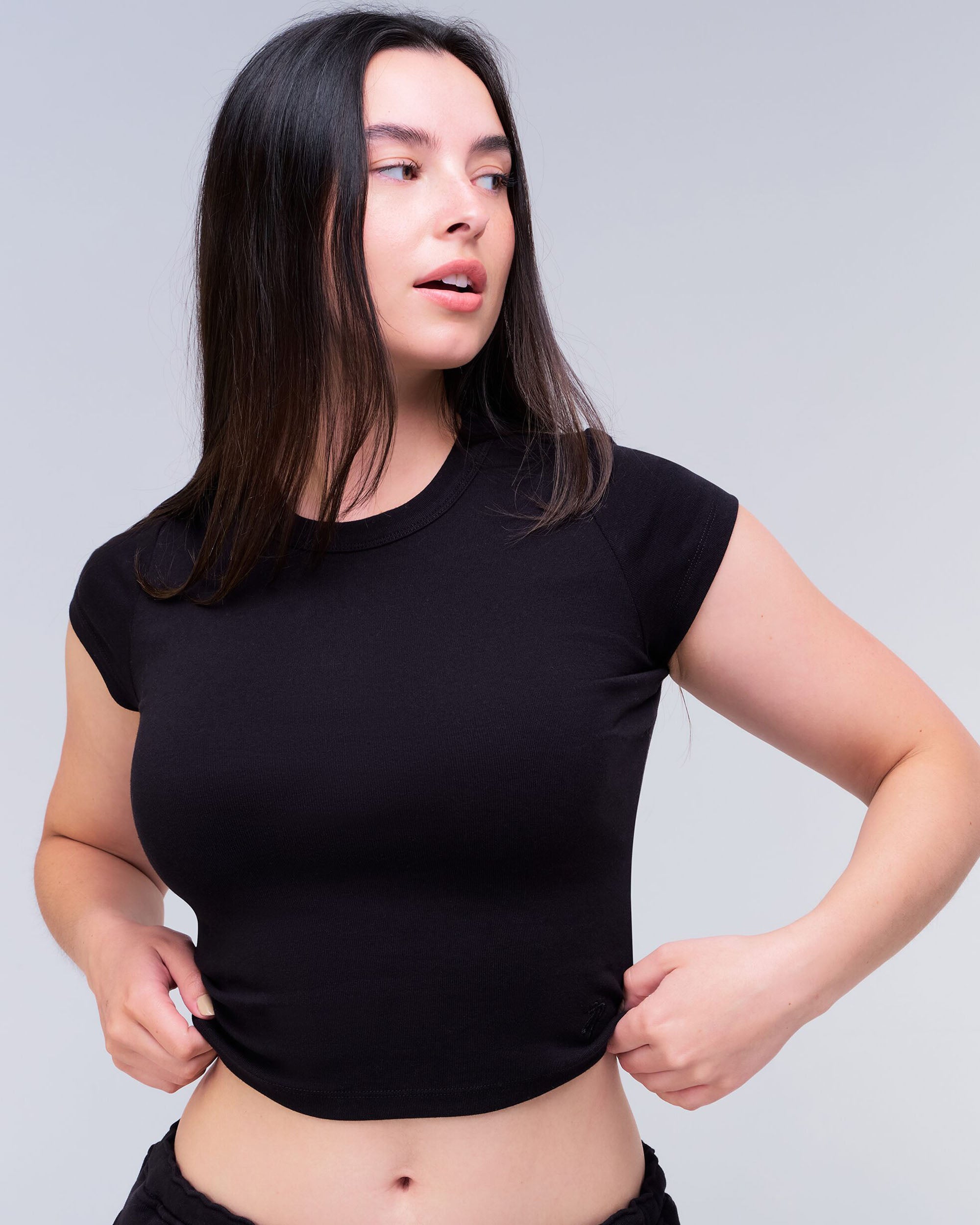 Daisy Fitted Crew Neck Tee in Black - front