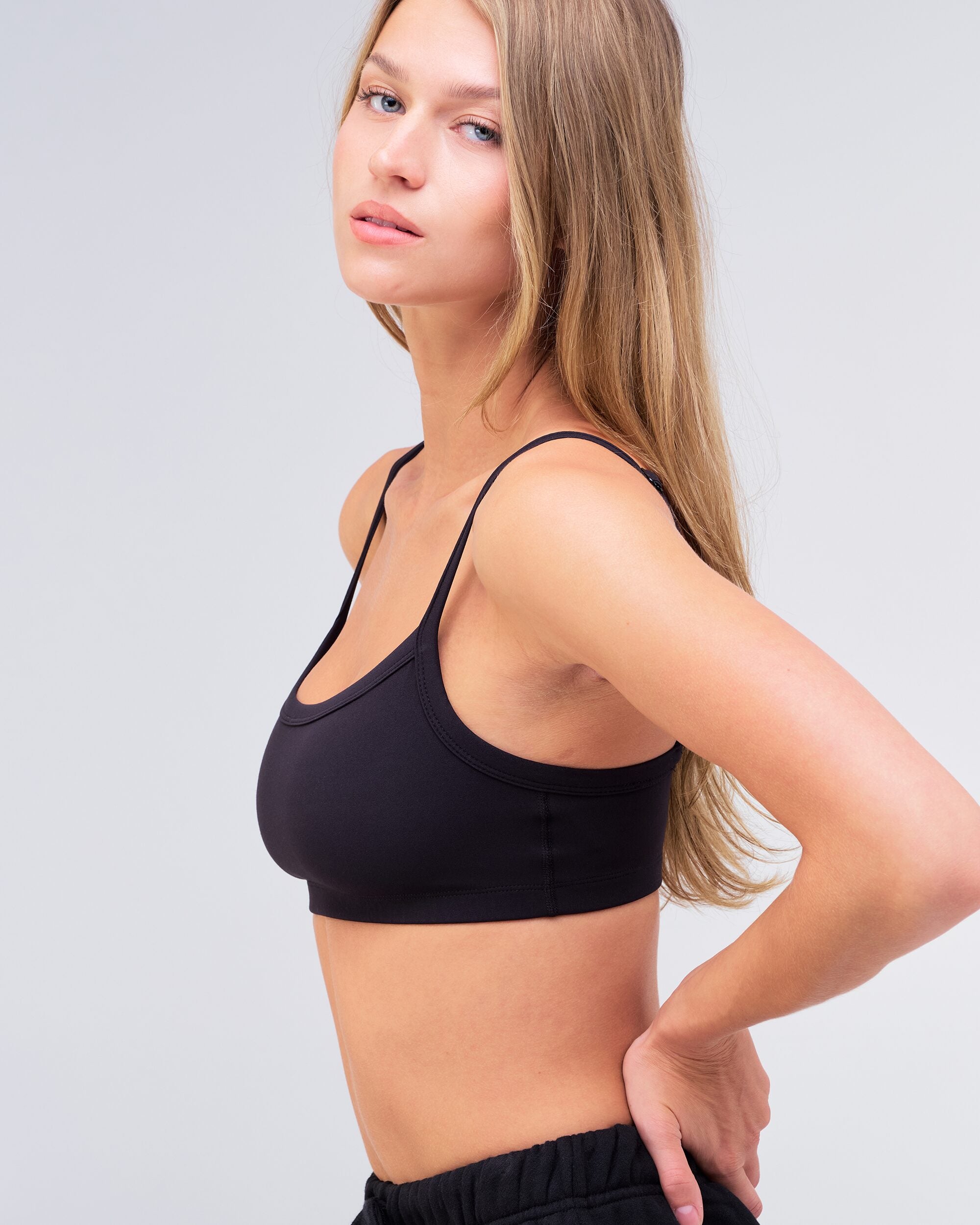 Reyna Fitted Sports Bra in Black - side