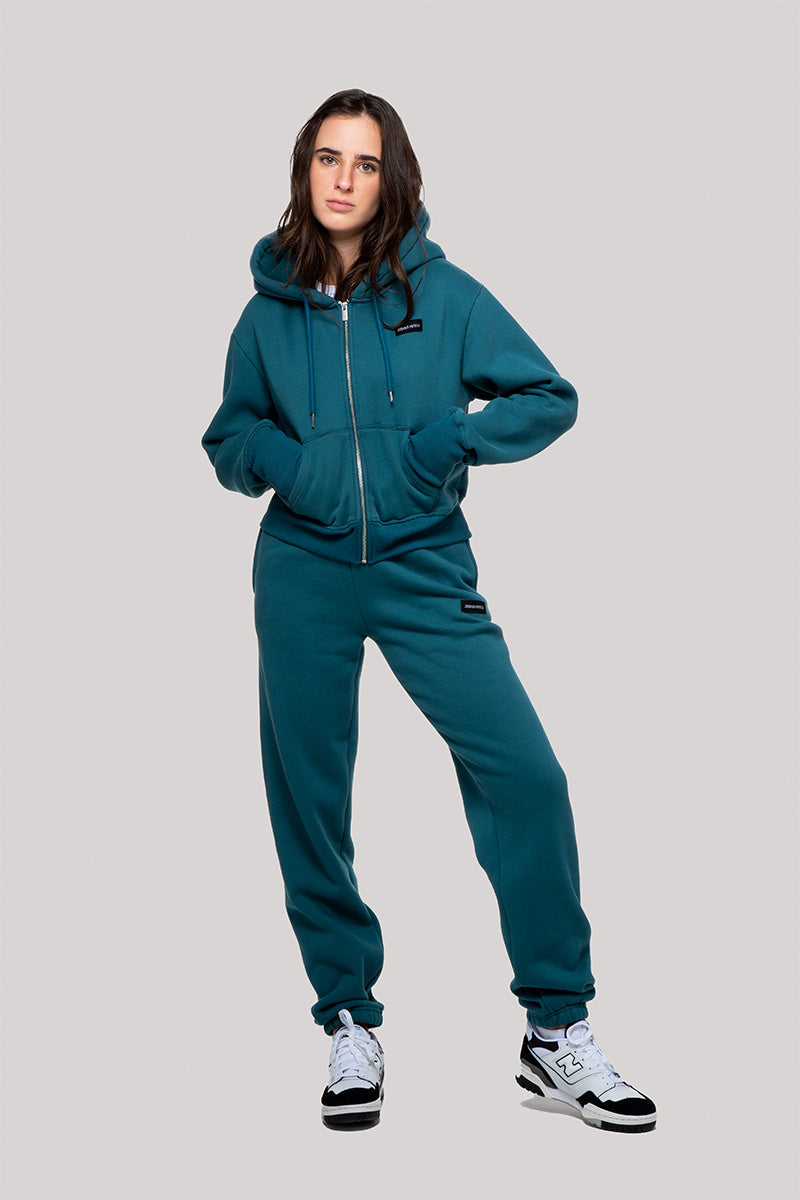 Avery - Zip-Up Hoodie