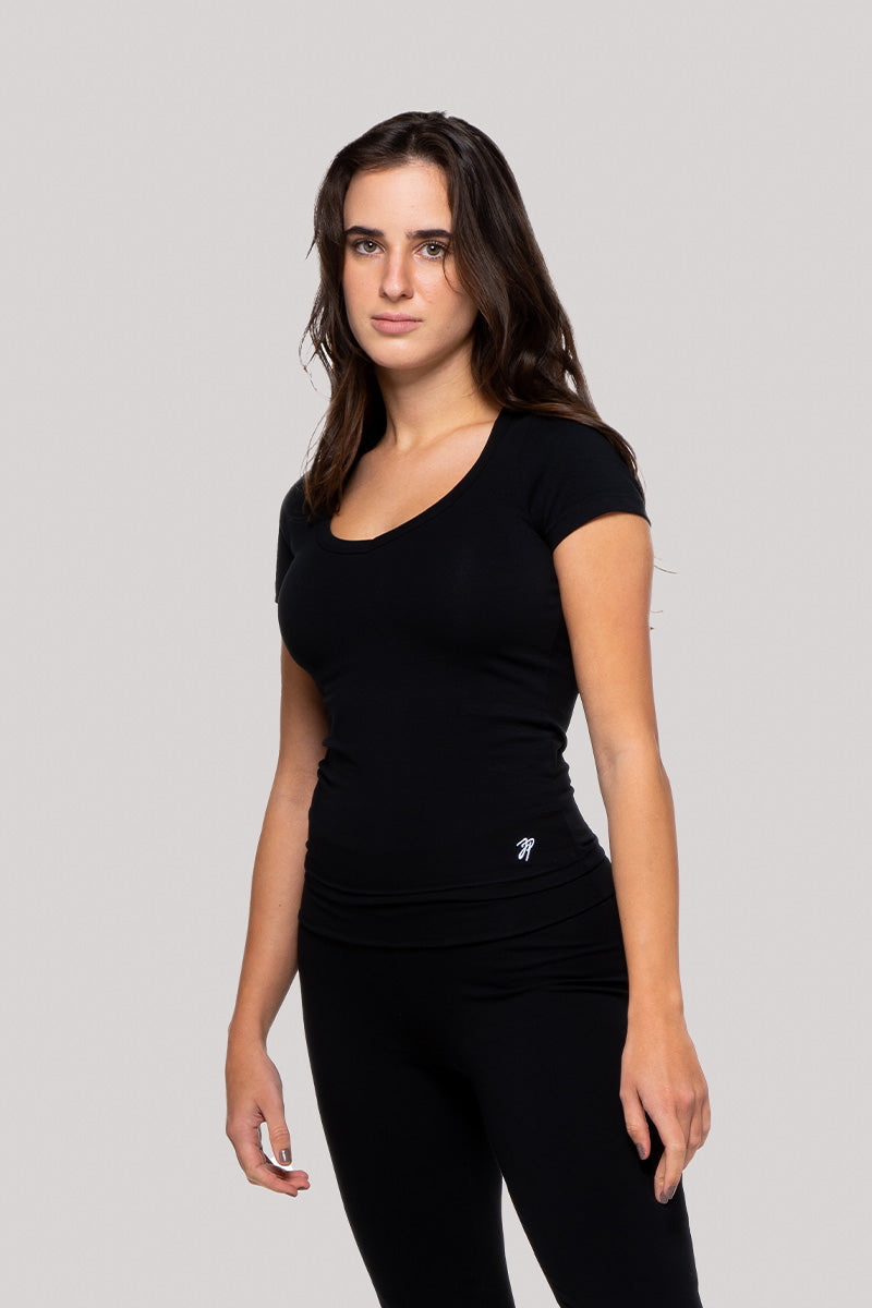 Ella (NL) - V-Neck T-Shirt