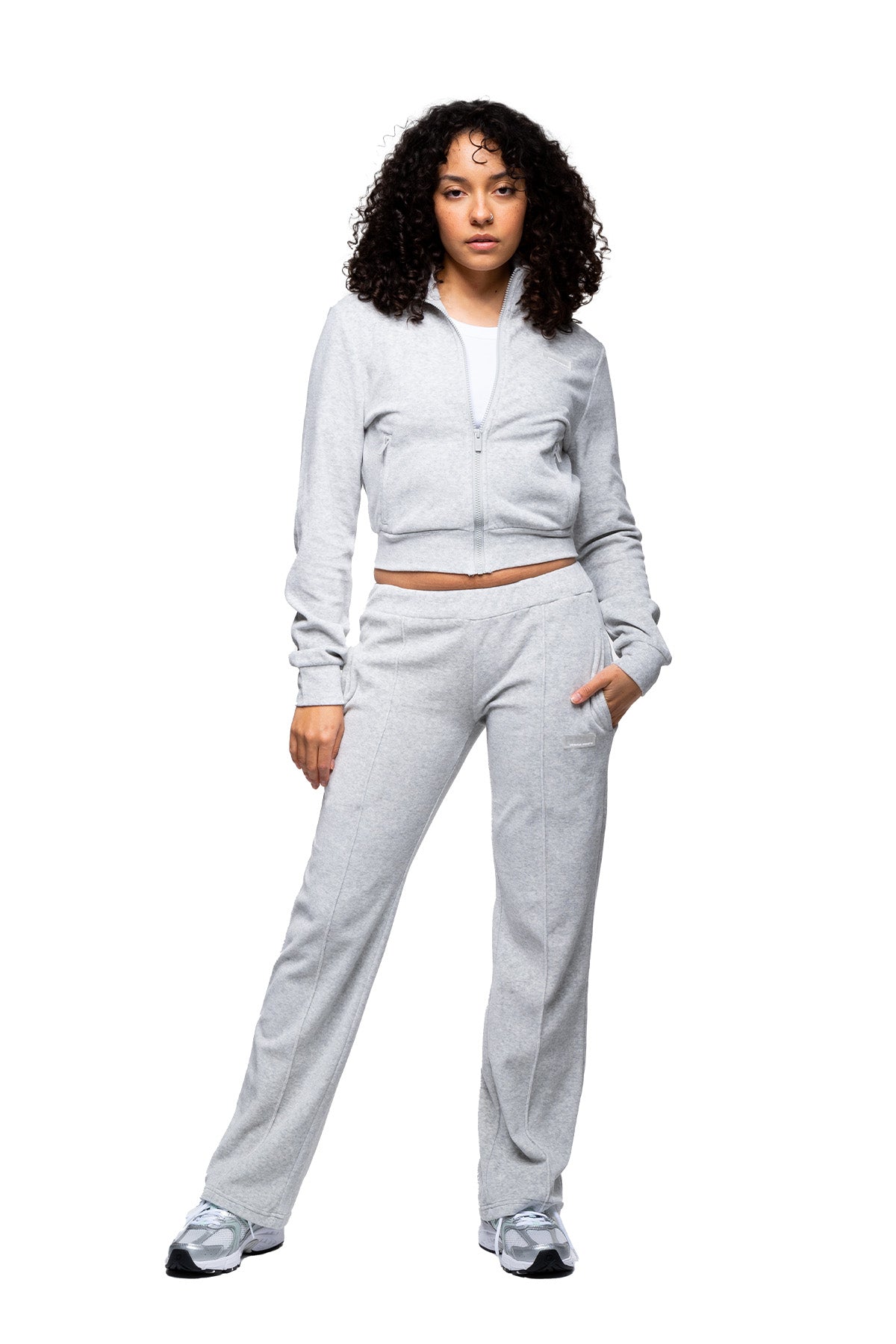 Lucy - Fitted Zip Up