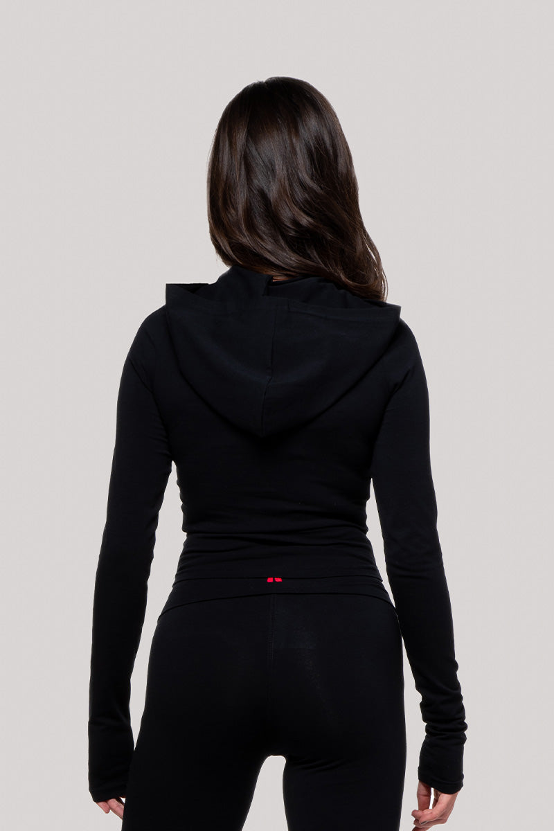 Mel (NL) - Long Sleeve Top with Hood