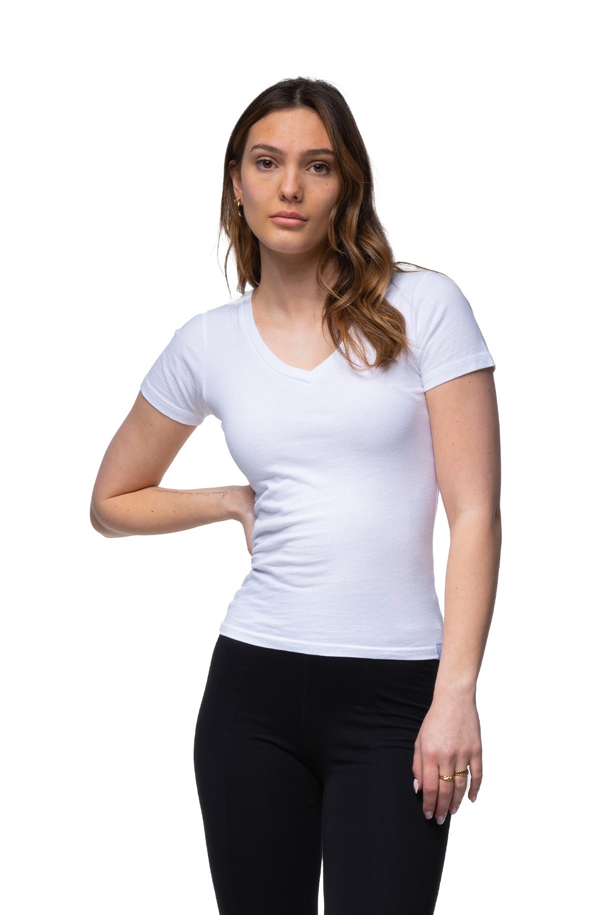 Caroline - V-Neck T-Shirt