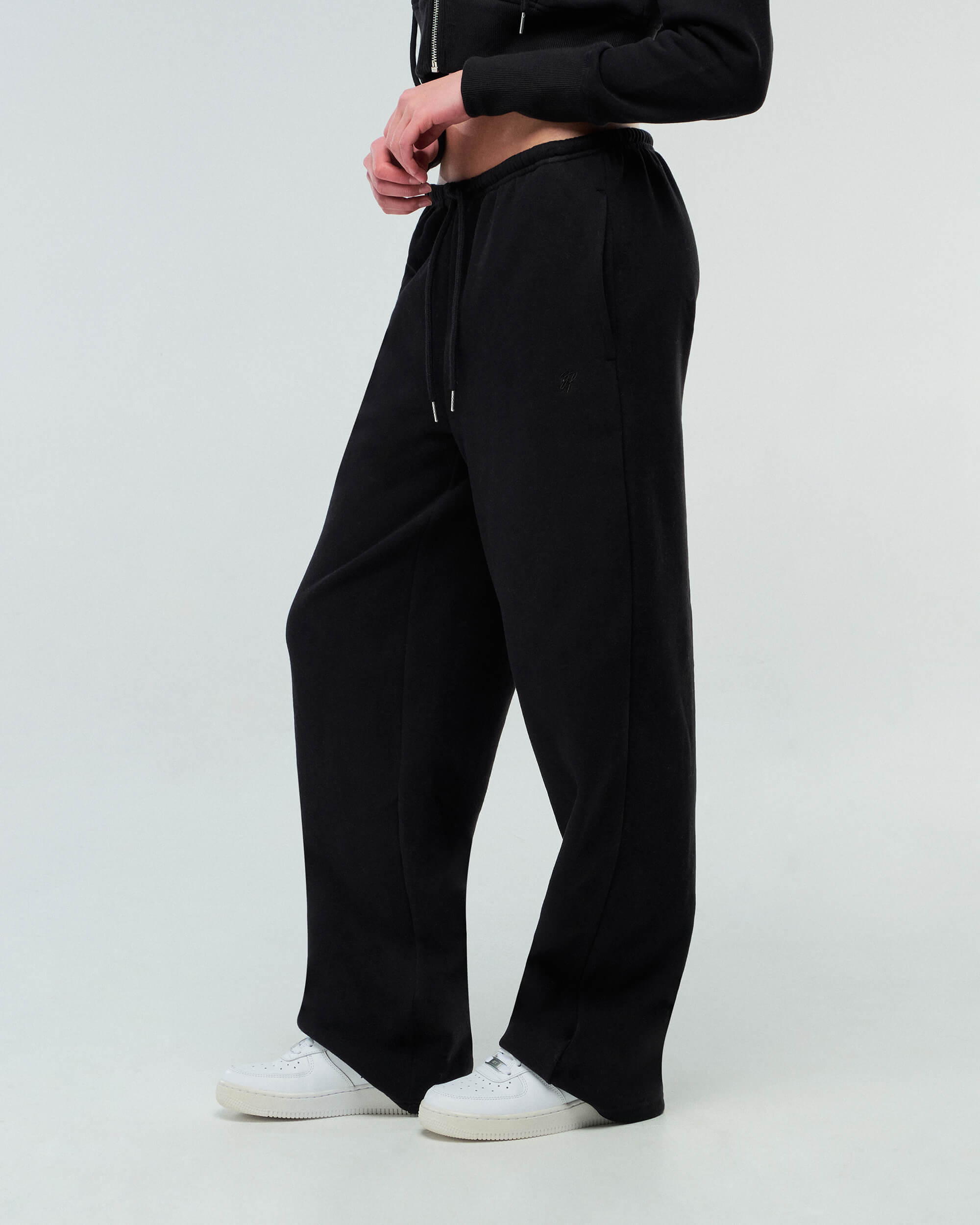 Noah-Loose Fit Flared Joggers