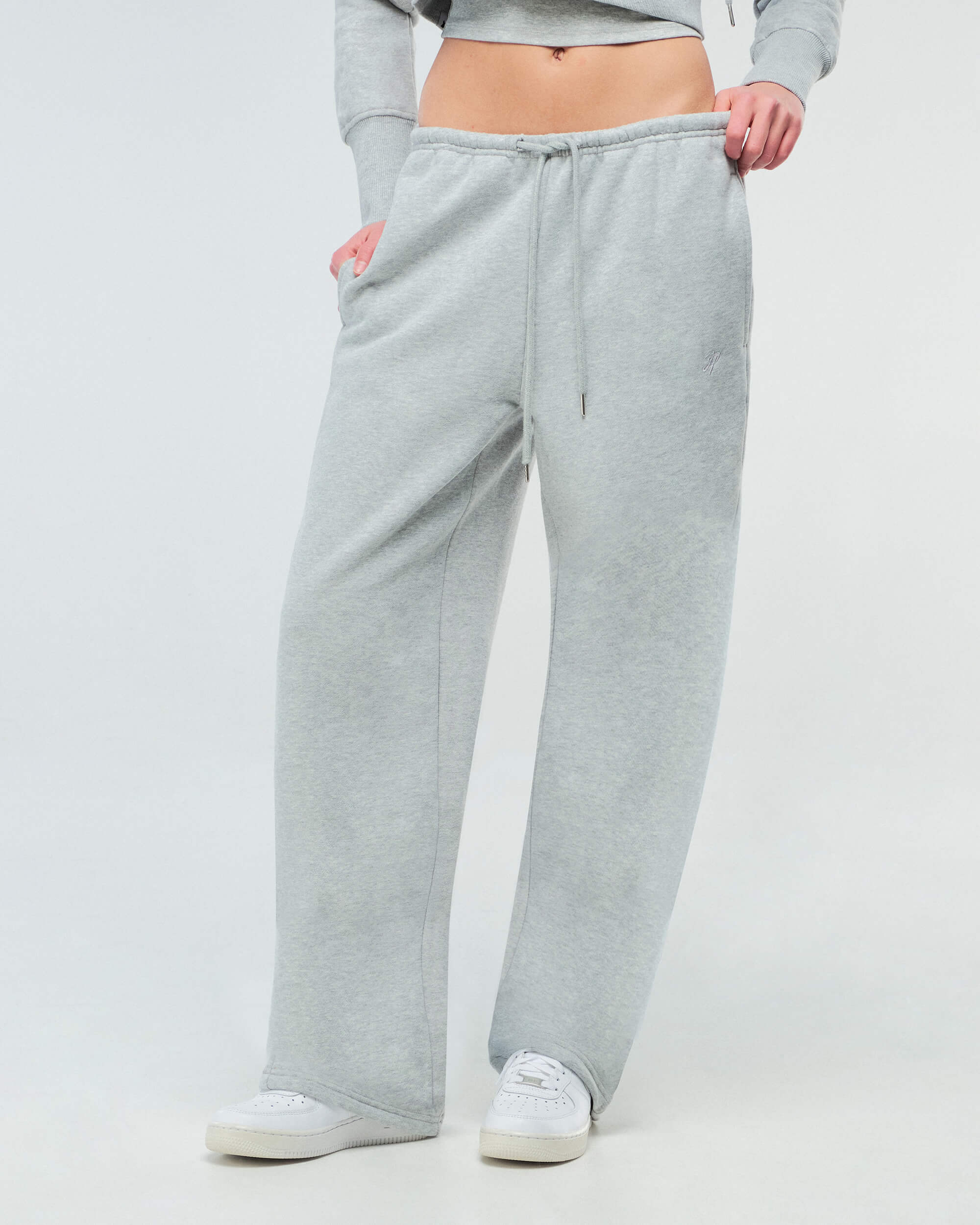 Noah-Loose Fit Flared Joggers