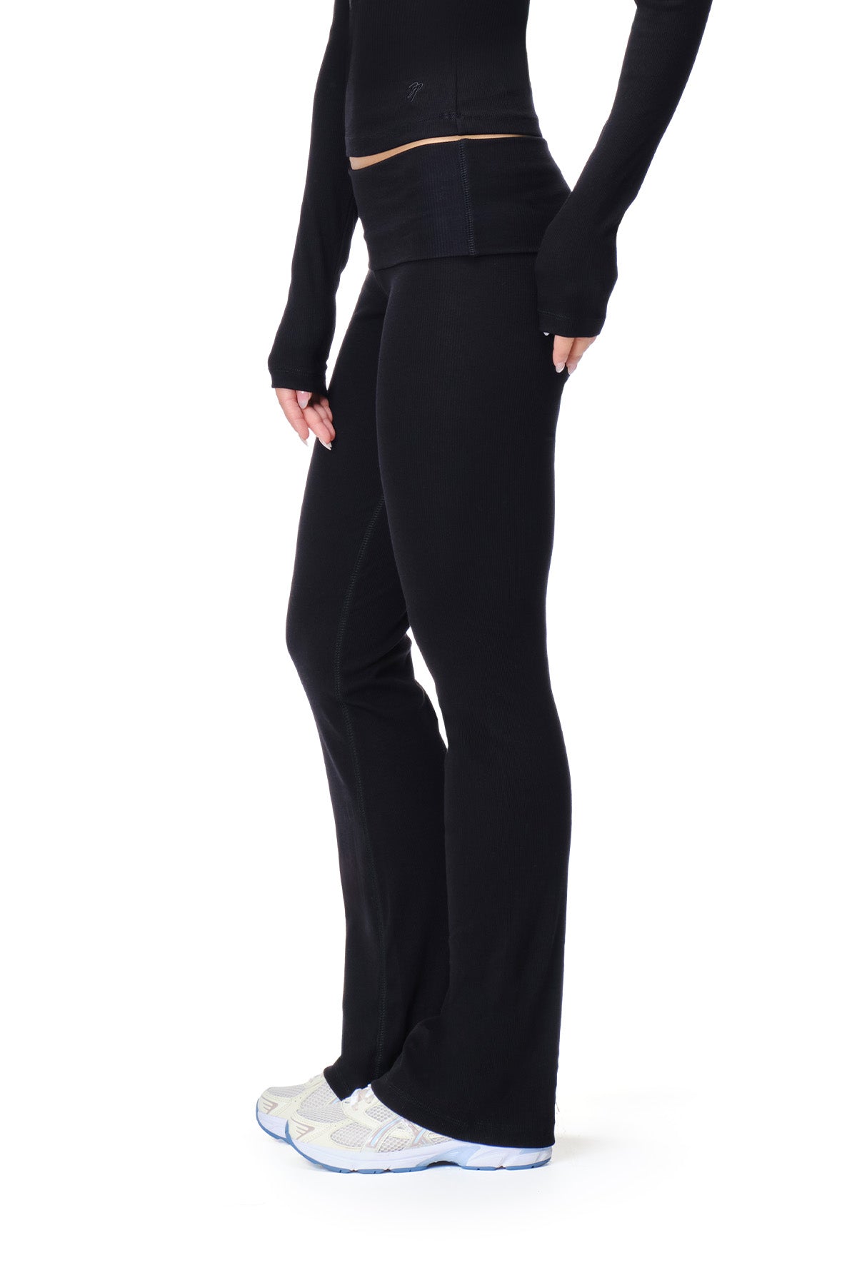 Giselle - Fitted Flared Pant - Soft-Lounge