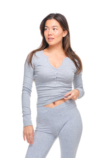 Kate - Fitted Long Sleeve Button Top