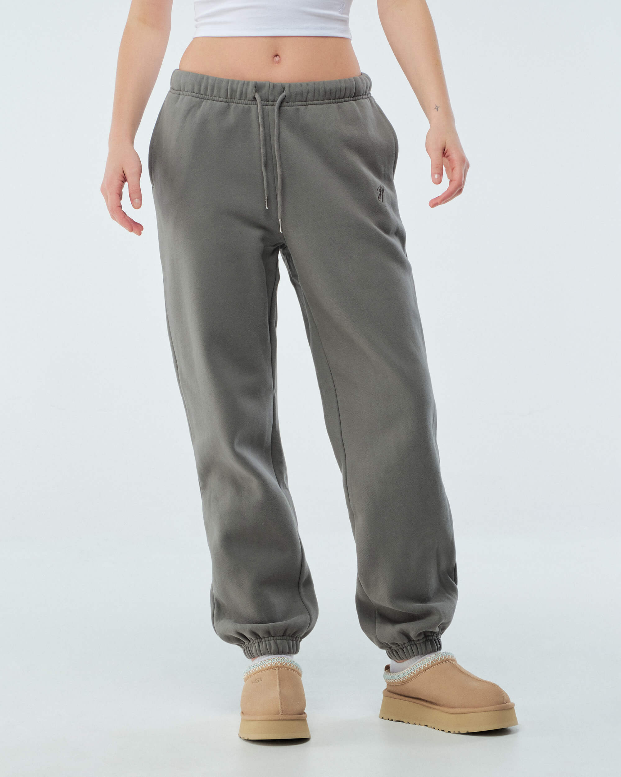 Liv - Semi Fitted Sweatpants