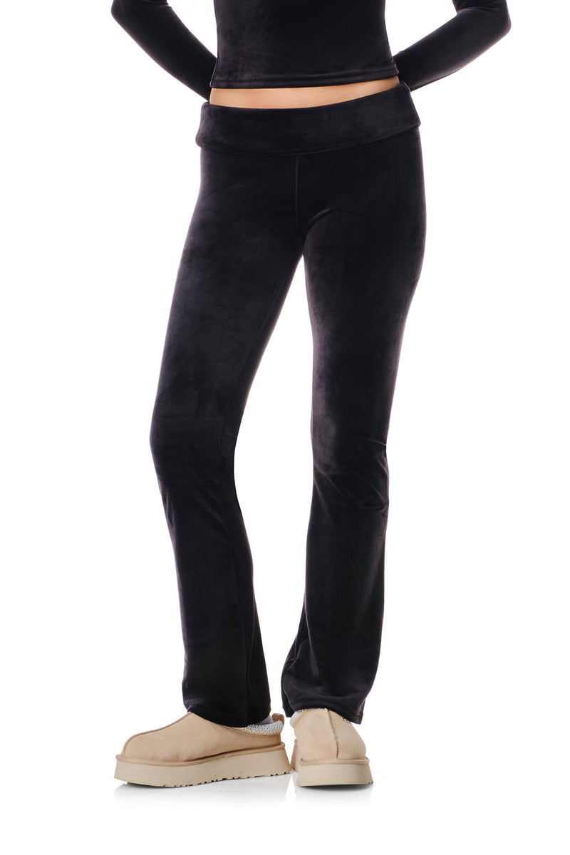 Wendy - Fitted Velour Pants
