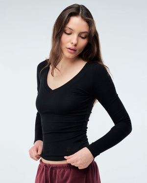 Drew - Fitted V-Neck Long Sleeve Top