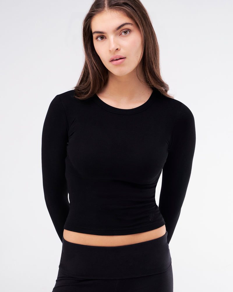 Molly - Fitted Crew Neck Long Sleeve Top