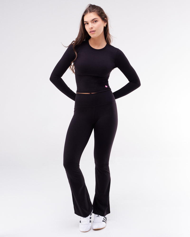 Ocean - Fitted Wide-Leg Pants with V-Back Waistband