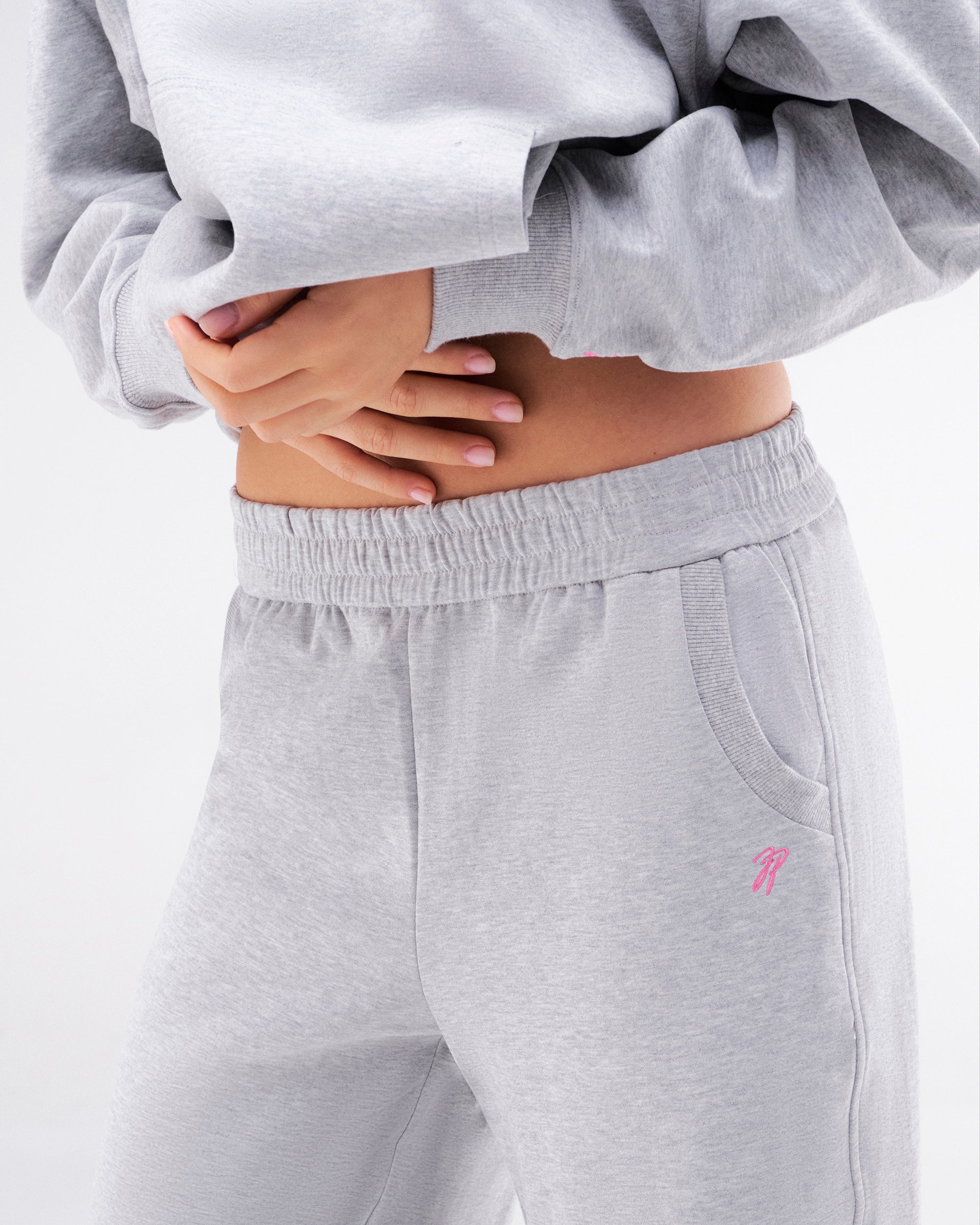 Olo - Oversized Barrel Pants