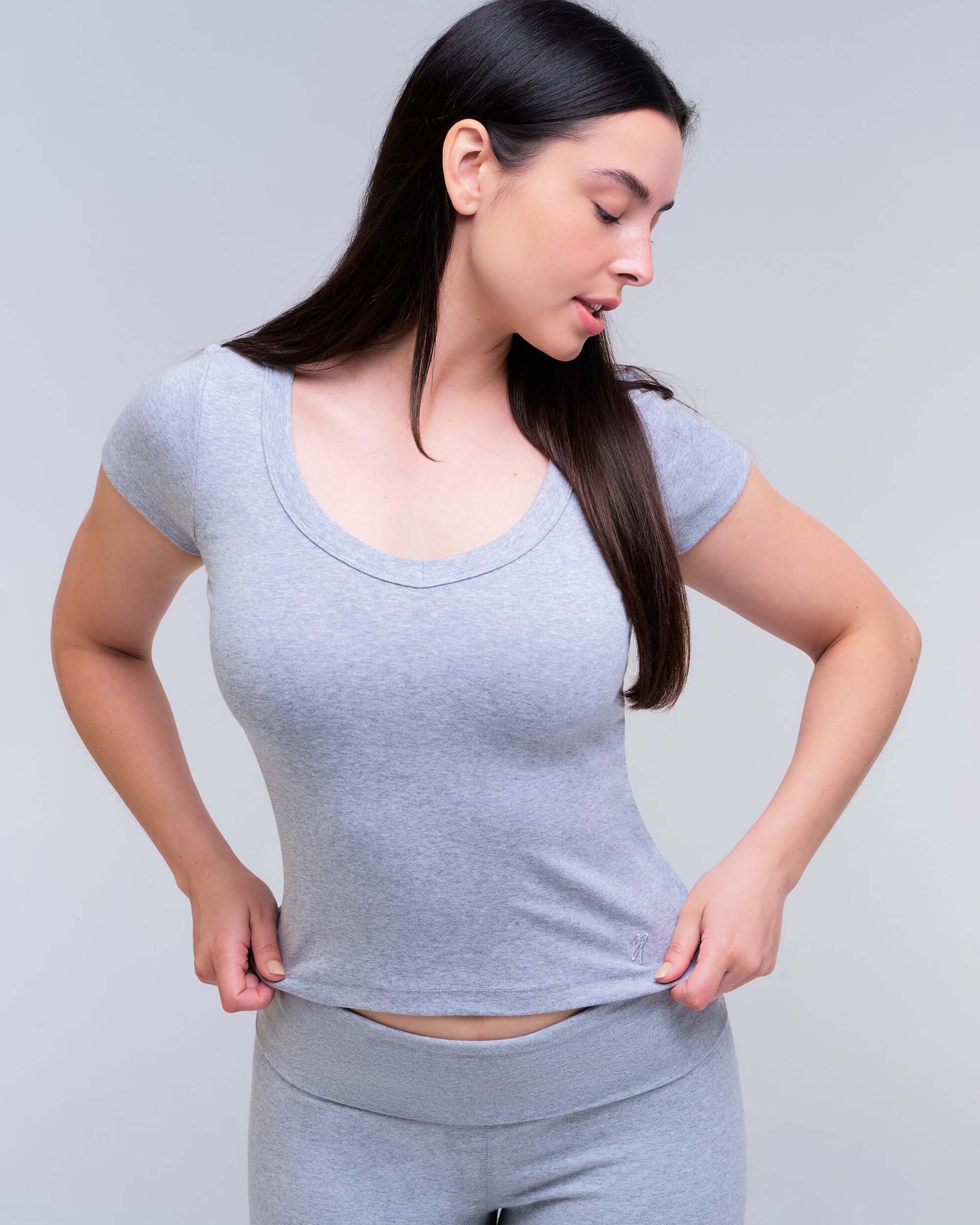 Denise Fitted Scoop Neck Tee in Grey Mix - front
