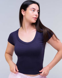 Denise - Fitted Scoop Neck Tee