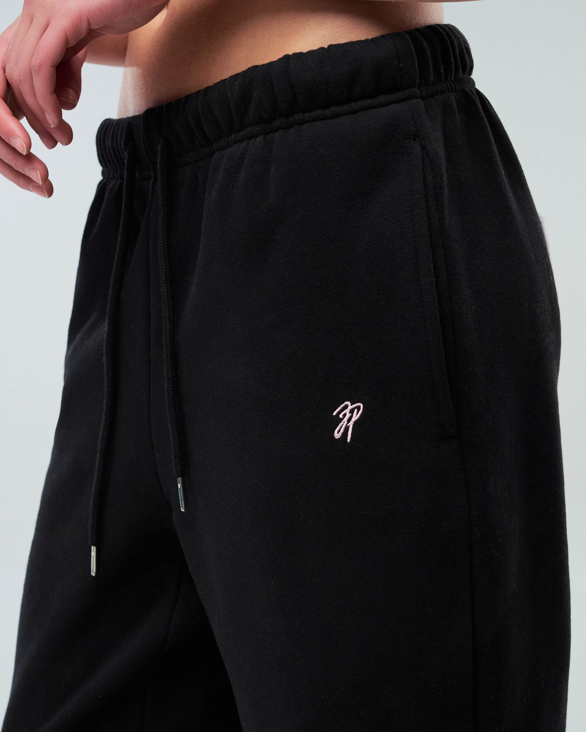 Philly - Relaxed Sweatpant with Logo