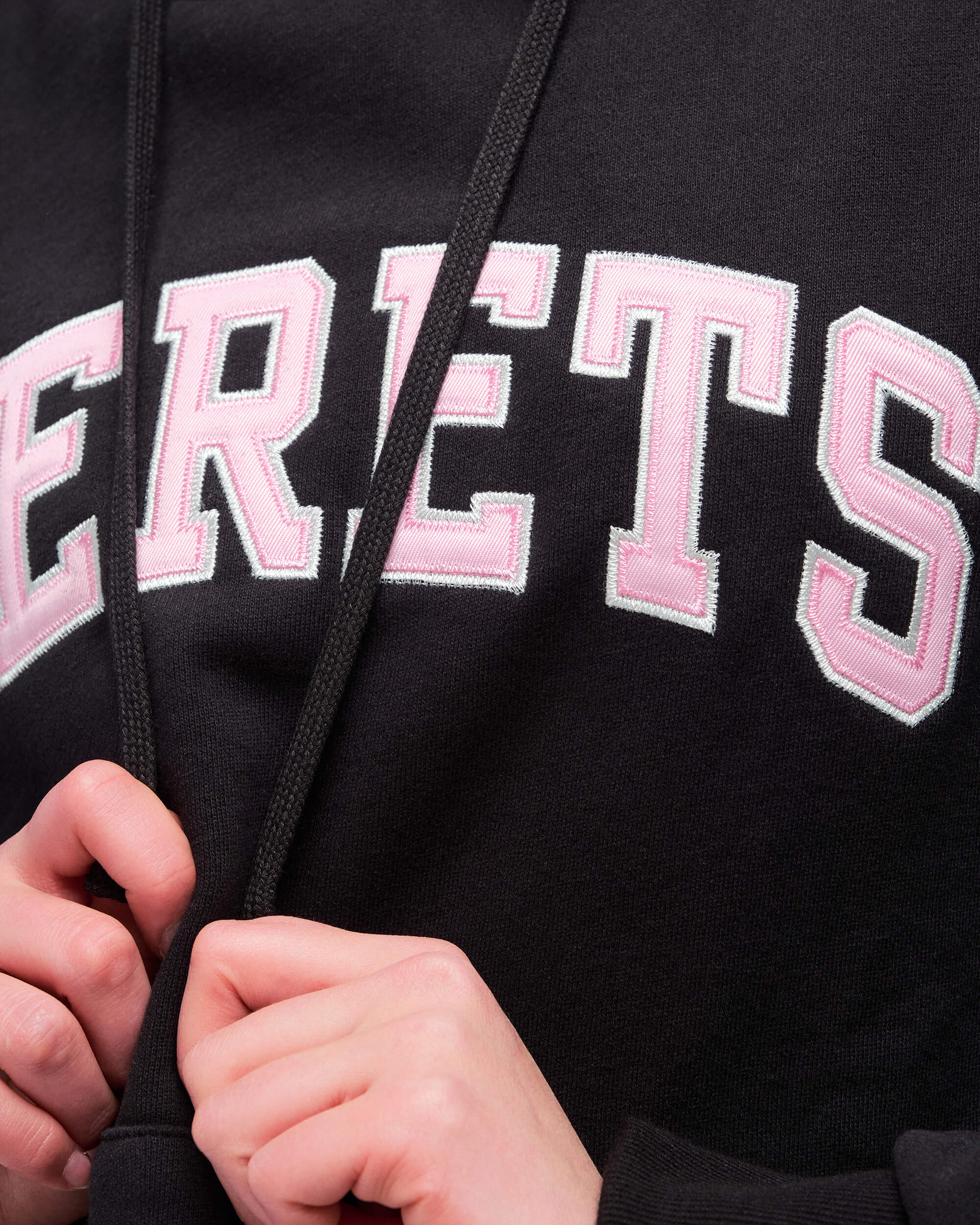 Yel - Oversized Pullover Hoodie