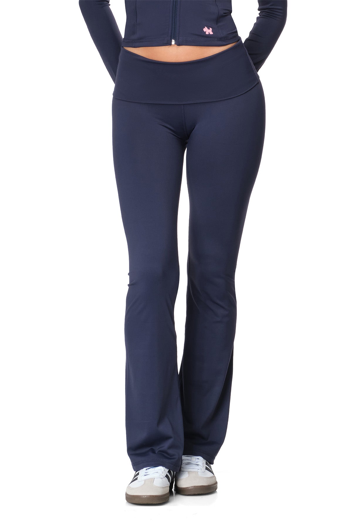 Andy - Fitted Turnover Flare Pant