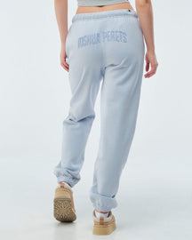 Philly - Relaxed Sweatpant with Logo