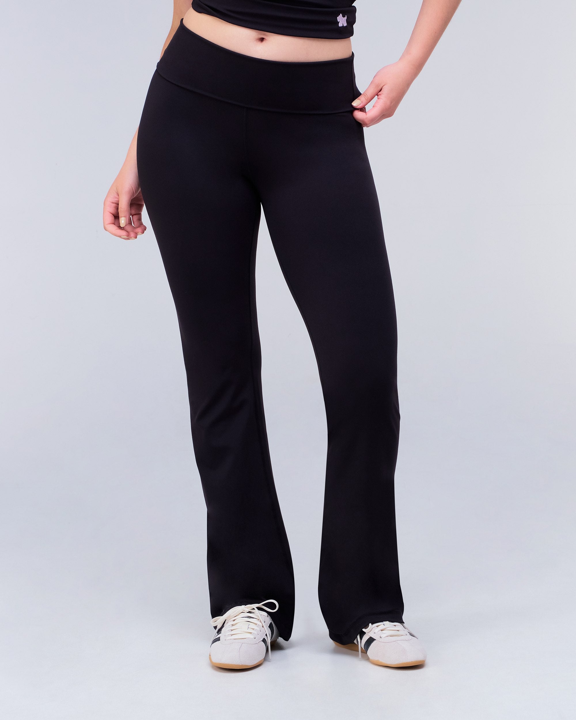 Andy - Fitted Turnover Flare Pant