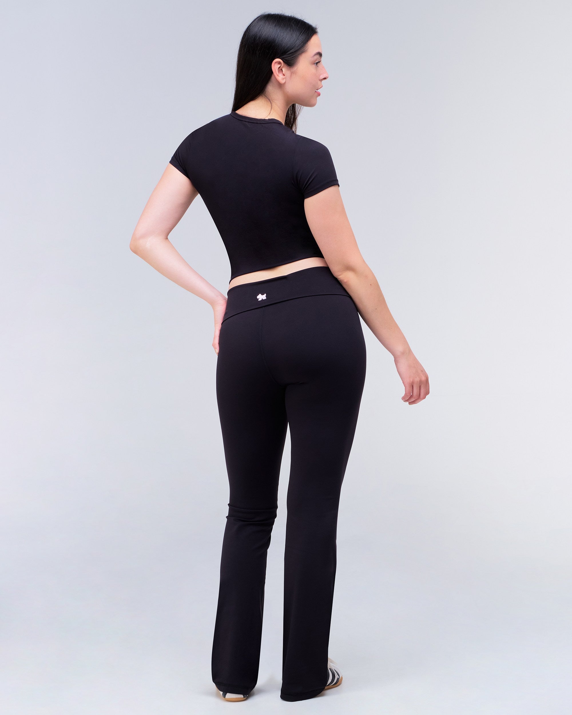 Andy - Fitted Turnover Flare Pant