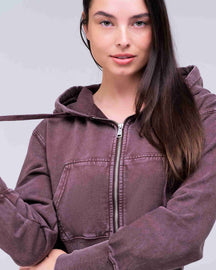 Maya – Hoodie court à fermeture éclair semi-décontracté