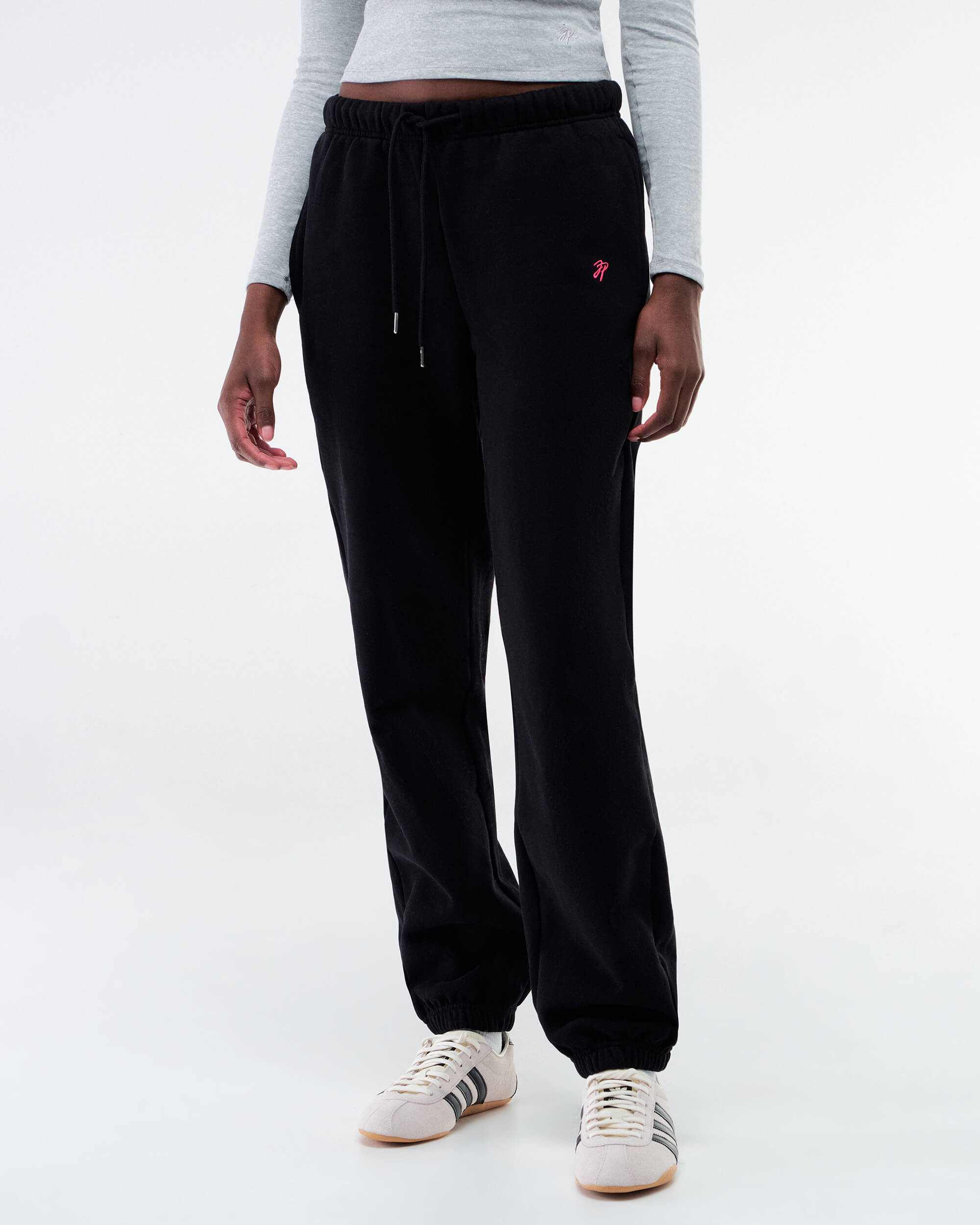 Philly - Relaxed Sweatpant with Logo