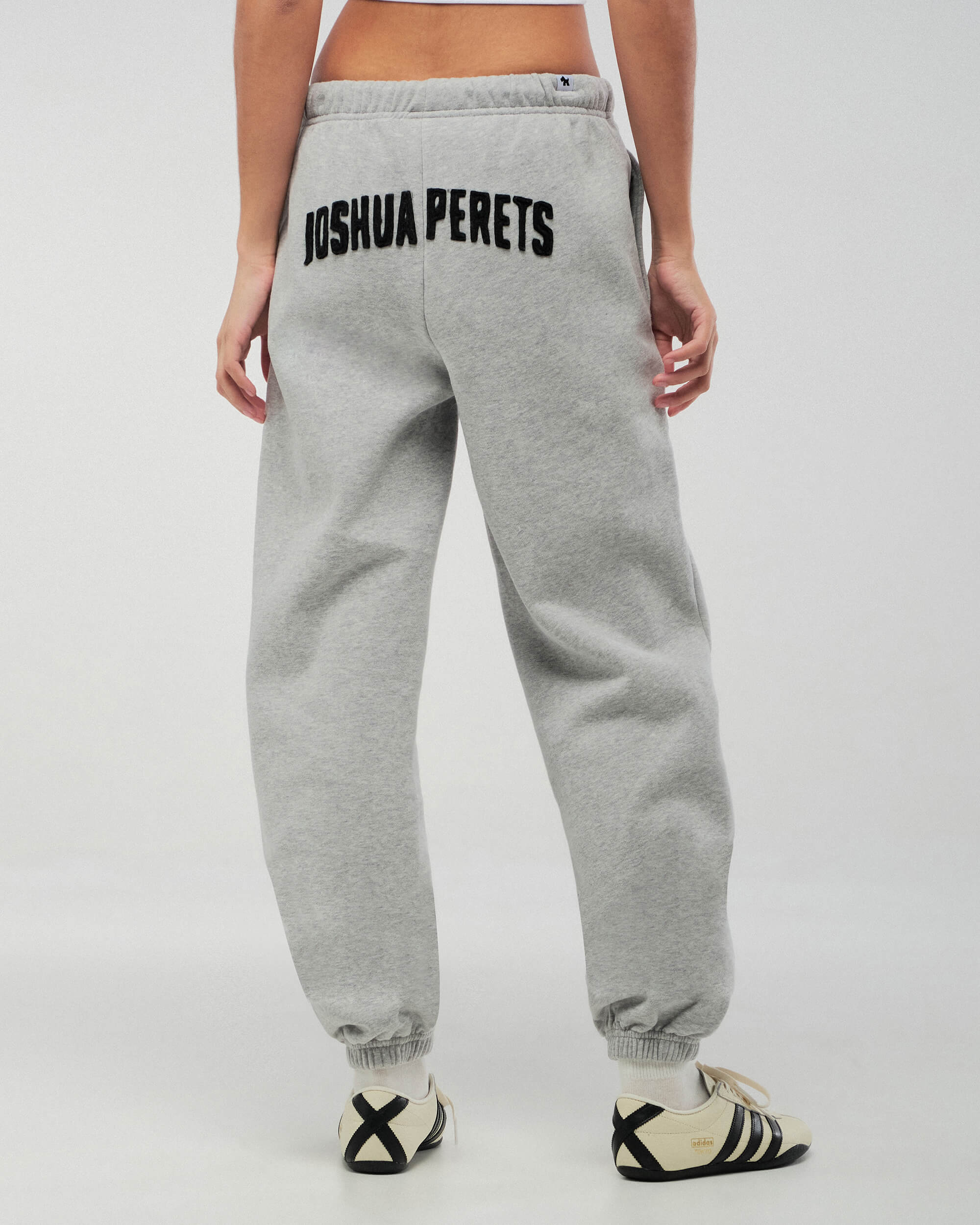 Philly - Relaxed Sweatpant with Logo