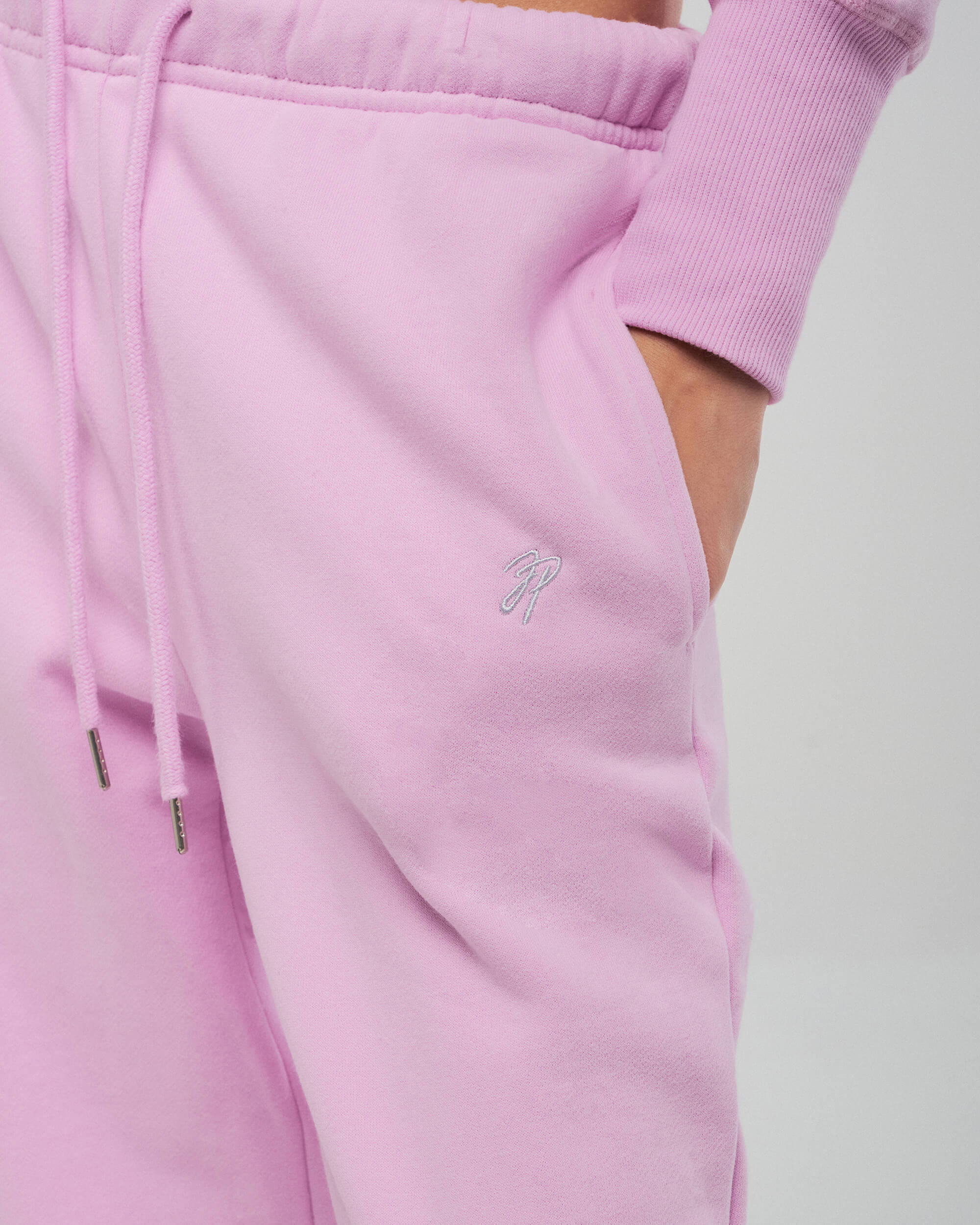 Philly - Relaxed Sweatpant with Logo