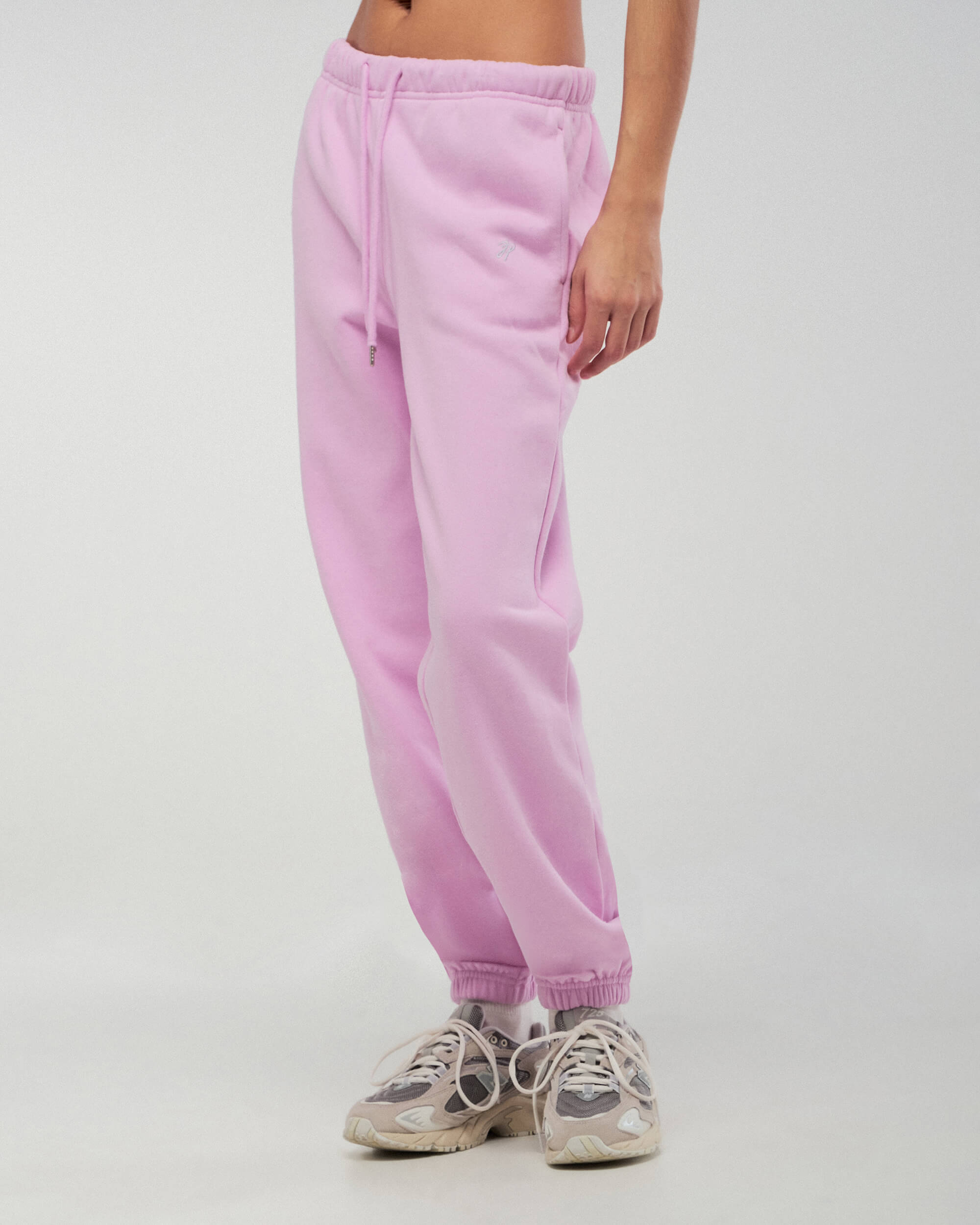 Philly - Relaxed Sweatpant with Logo