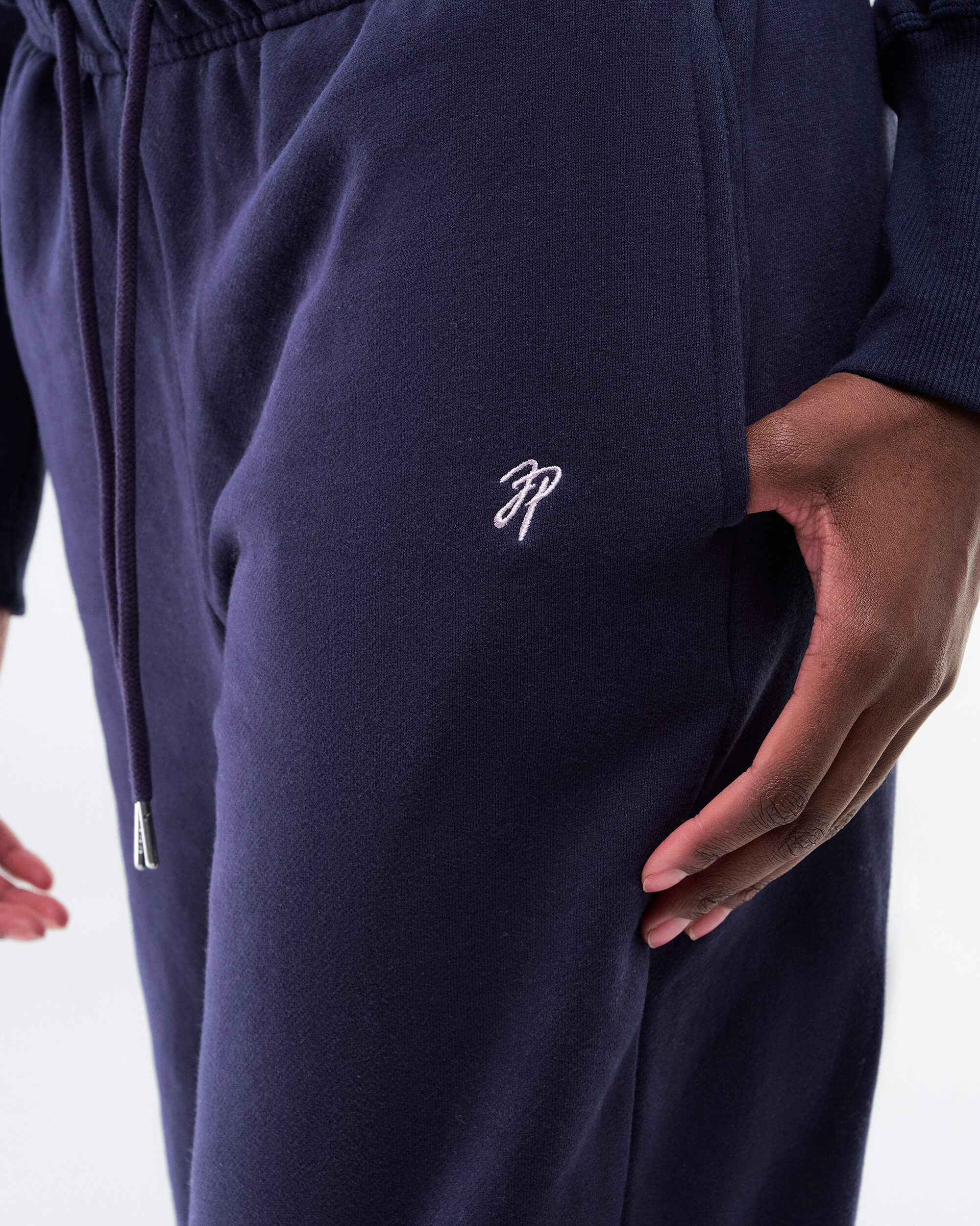 Philly - Relaxed Sweatpant with Logo