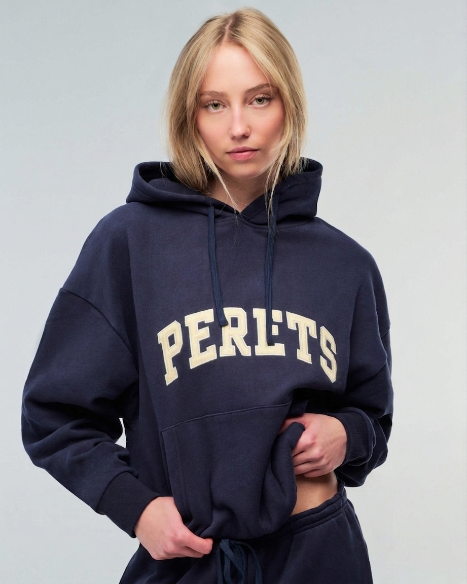 Yel - Oversized Pullover Hoodie