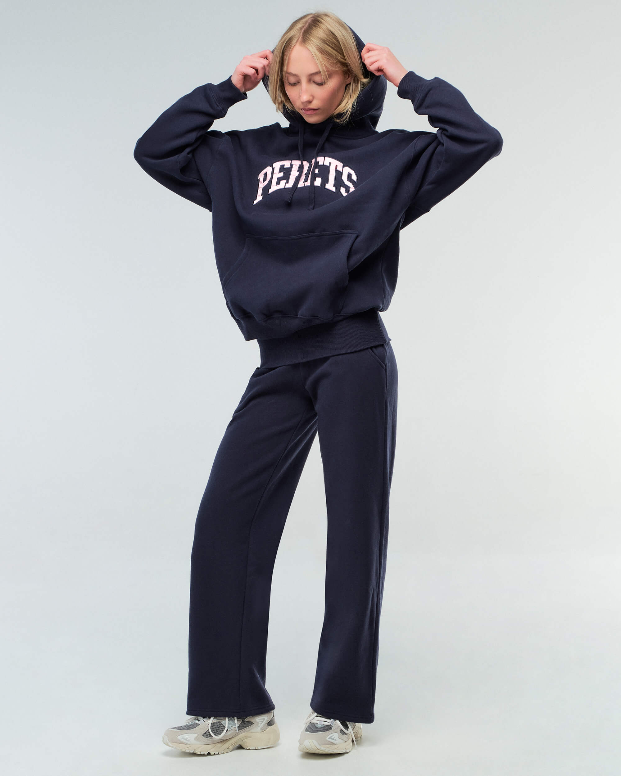Winter - Oversized Pullover Hoodie