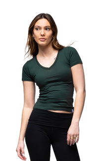 Caroline - V-Neck T-Shirt